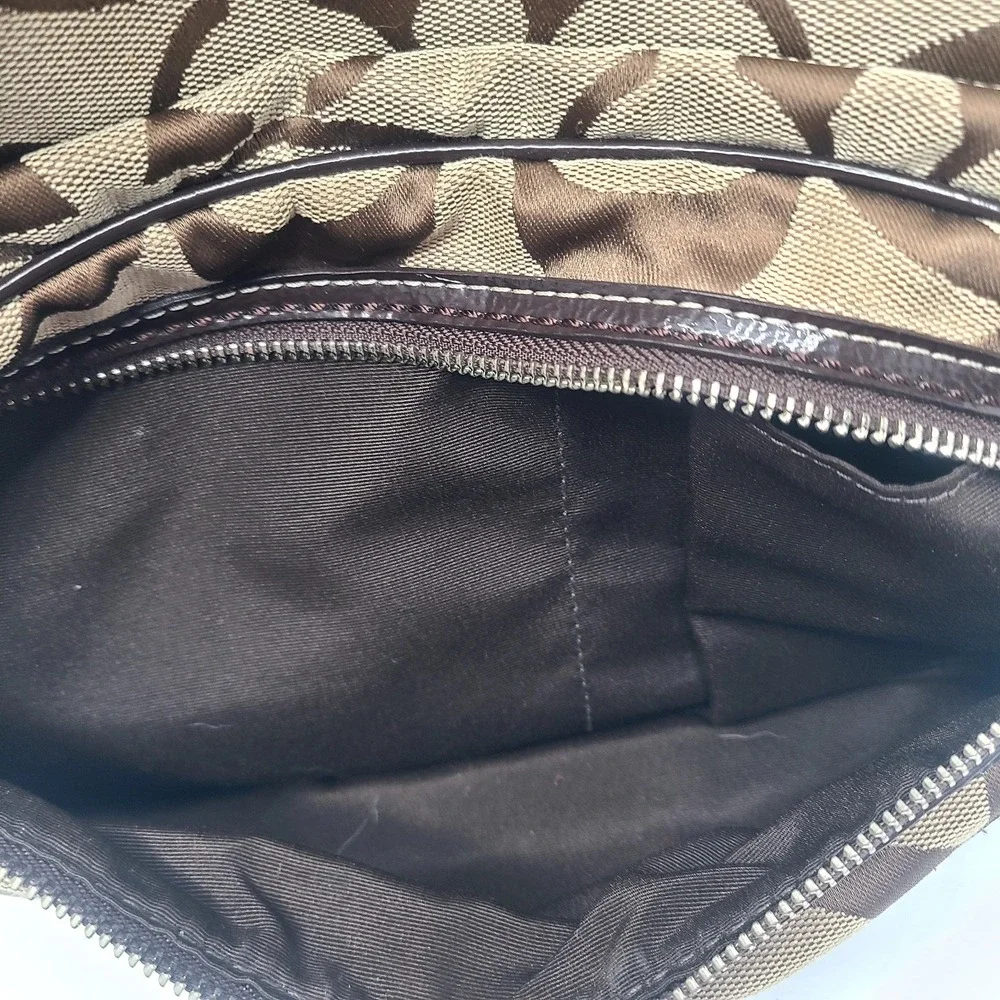 Coach Signature Logo Jaqaurd Fabric Tan And Brown‎ Stripe Backpack